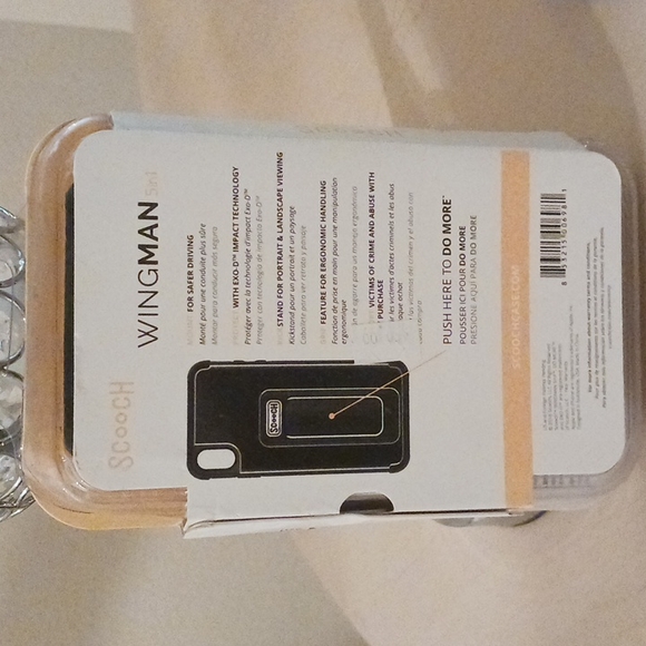 Scooch Wingman 5-in-1 Case for the iPhone 6.5" - Picture 13 of 13